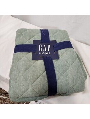 Gap Home Shams Soft Slub Jersey Quilted Pair Green 2 King 20 x 30 NWT